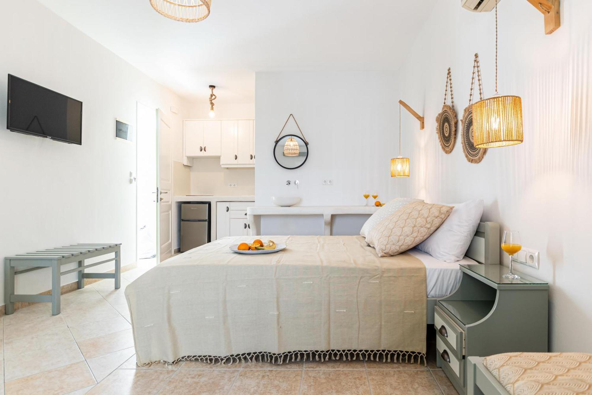 Hotel Fanis 2* Agia Anna (Naxos)